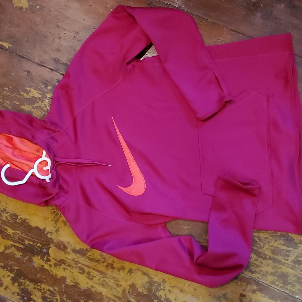 Nike sweatshirt